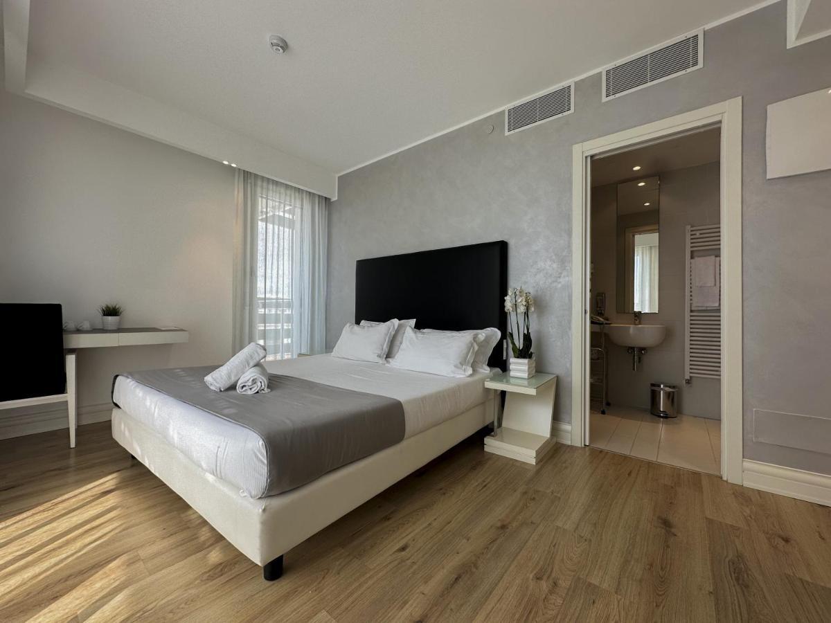 Boutique Hotel Bali Lido di Jesolo Esterno foto