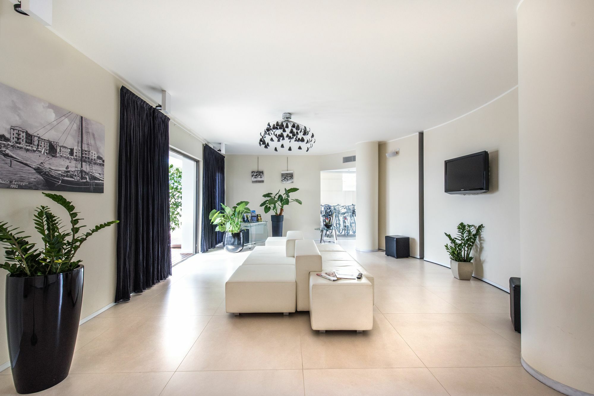Boutique Hotel Bali Lido di Jesolo Esterno foto